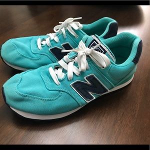 New Balance 8.5 Women’s Aqua Blue